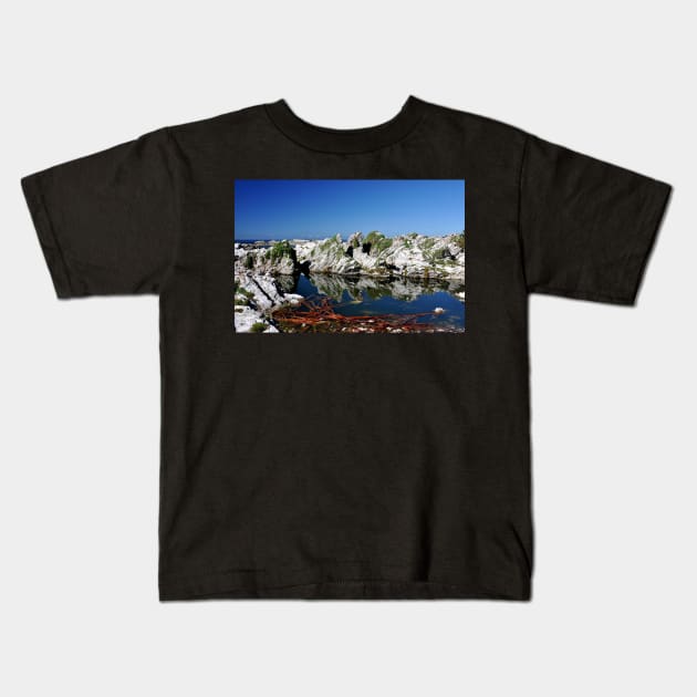 Incroyable paysage dans la péninsule de Kaikoura en Nouvelle-Zélande Kids T-Shirt by franck380